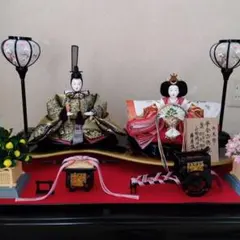 秀月　雛人形セット 伝統的な装飾付き　引き取り限定