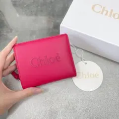 ラスト1【新品】CHLOE クロエ センス 二つ折り財布 刺繍 マゼンタ 