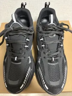 Burberry バーバリー　スニーカーのサムネイル