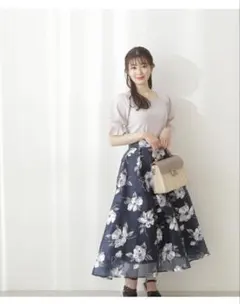 PROPORTION BODY DRESSING ラバーフラワーフレアスカート