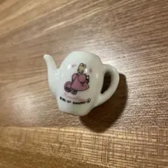 サンリオ - 中古　サンリオ　マロンクリーム　ミニチュア　食器　ドールハウスなどにティーポット 激レア レトロ サンリオ マロンクリーム ミニチュア ティーポット