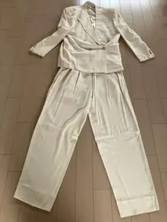 gianni versaceアイボリー ダブルブレストスーツ セット