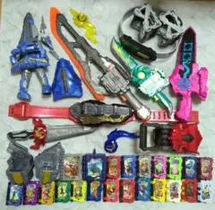 2020年放送　仮面ライダーセイバー変身ベルト　ワンダーライドブック まとめ売り