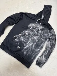 ライオンプリント ブラックパーカー M 良品✨