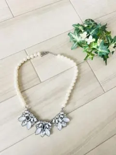 パールホワイト ビジュー ネックレス