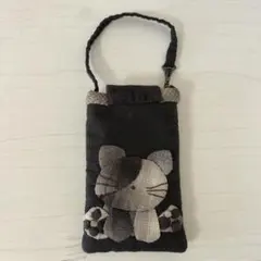ハンドメイド リバーシブル 猫とクマのポーチ