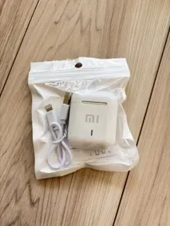 【新品未開封】Bluetooth ワイヤレスイヤホンホワイト 充電ケース付き