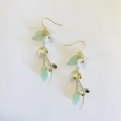 ≪336 グリーン≫レジンピアス 550円 - メルカリ
