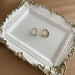 Item thumbnail for item bb374365-47f9-41c9-b1f4-c098b45e26ff