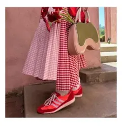 美品アディダスSL72OGJH7392 REDLAVENDERSCARLET