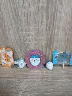 ハチワレ　キーホルダー　4個セット