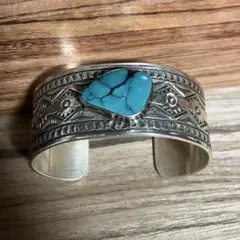 NAVAJO ターコイズ　シルバー　バングル