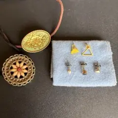 【訳あり】アクセサリーまとめ売り ヘアゴム2点＋ピアス片方5点 素材にも