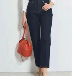 【新品】センタープレスデニムパンツのサムネイル