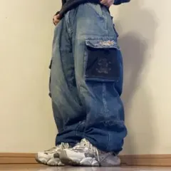 Item thumbnail for item d3c132e2-afca-44cc-ac97-21aeebe218ec