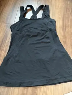 ルルレモン　クロスストラップ ヨガウェア