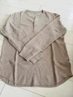 UNIQLO ワッフルヘンリーネックTシャツ　ベージュ