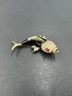 261 ニナリッチ　魚モチーフ ブローチ ゴールドカラー ラインストーンのサムネイル