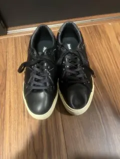 Desigualスニーカー