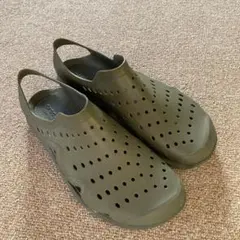 Item thumbnail for item a3bc3614-05dd-4904-9f99-2e48c460dd6c