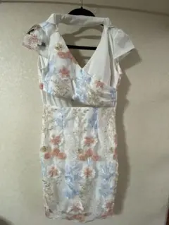花柄刺繍 レース ミニドレス ホワイト