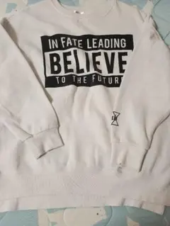 ホワイトメッセージスウェット