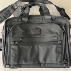 【値下げ】TUMI 26531DH ビジネスバッグ ブリーフケースのサムネイル