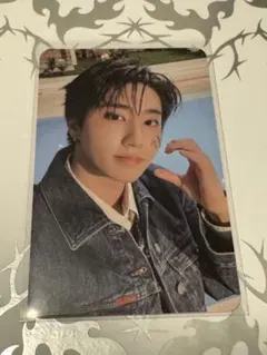 Item thumbnail for item d7bb75f0-759a-4ac6-91a9-729406e7b3d4