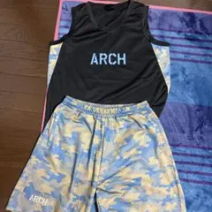 ARCH 迷彩 タンクトップ ショートパンツ セットのサムネイル