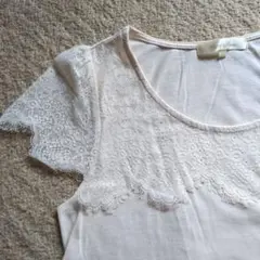 ロペピクニック　 ベージュ レース袖 Tシャツ
