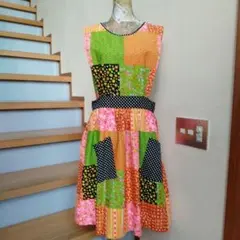 70s　ヴィンテージ　パッチワーク風　コットン　ワンピース　小花柄　エプロン風