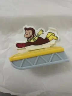 ハッピーセット　おさるのジョージ　ジョージのそり遊び