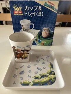 トイストーリー　カップ&トレイ　陶磁器