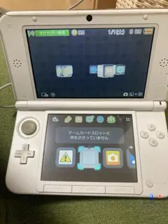 ニンテンドー3DS LL ホワイト本体【充電器付き】【SDカード付き】