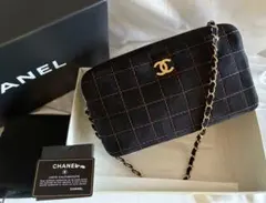 超極美品♡CHANEL チョコバー　スエード　チェーンバッグ　マトラッセのサムネイル