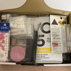 化粧品　コスメ　まとめ売り　①