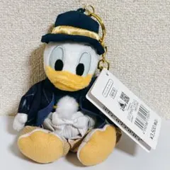 新品 ディズニーストア ドナルドダック ぬいぐるみキーチェーン