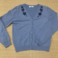 【値下げ！】MAKELET 刺繍付きライトブルーカーディガンのサムネイル