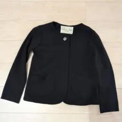 黒カーディガン、黒ジャケット