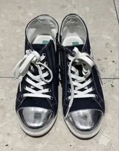 ネイビーキャンバスハイカットスニーカー