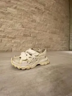 2025年最新】balenciaga track サンダルの人気アイテム - メルカリ