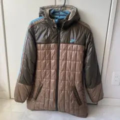 【美品】Nike リバーシブル　キッズ ダウンコート 160サイズ