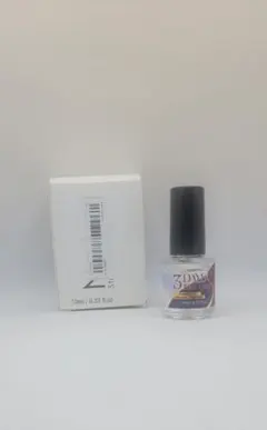 보강용 네일은 치핑과 갈라짐을 방지하기 위해 붙이기만 하면 됩니다. 네일 케어 10ml