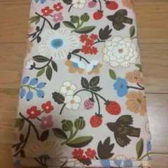 花柄プリント綿生地110cm幅 1メータ