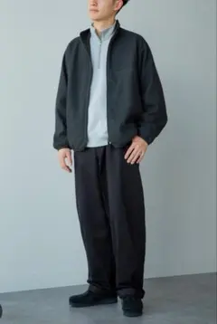UNIQLO U ワイドフィットチノ丈長め　88ブラック