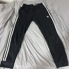 アディダス オリジナルスのSSTトラックパンツ