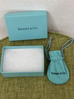 Tiffany & Co. ギフトボックスと巾着ポーチセット