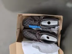 ブラウン スエード スニーカー キルティング