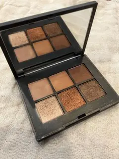 NARS ヴォワヤジュール　アイシャドーパレット