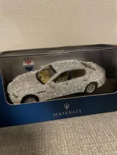 希少【公式品】MASERATI クリスタル装飾 ミニカー マセラティのサムネイル